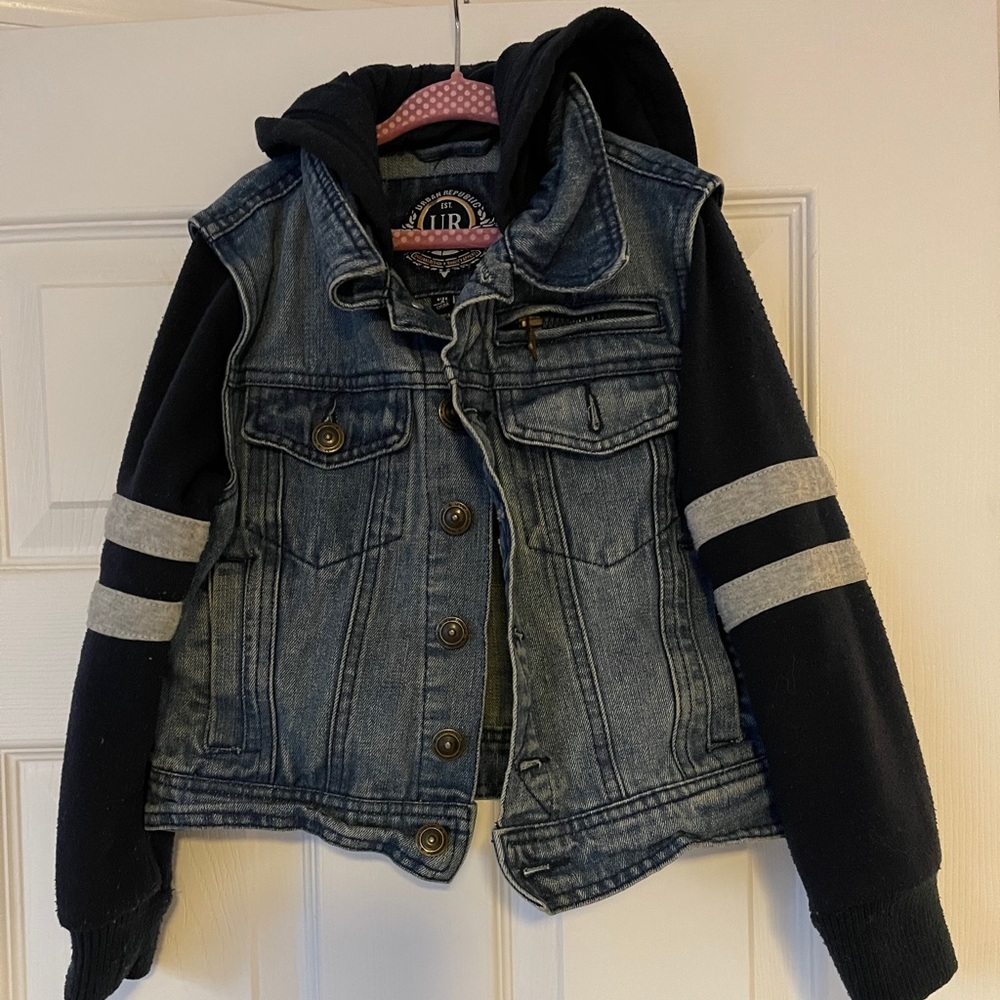 4T boys hooded denim jacket